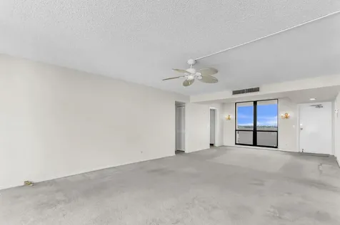 132 Lakeshore Drive North Palm Beach FL 33408