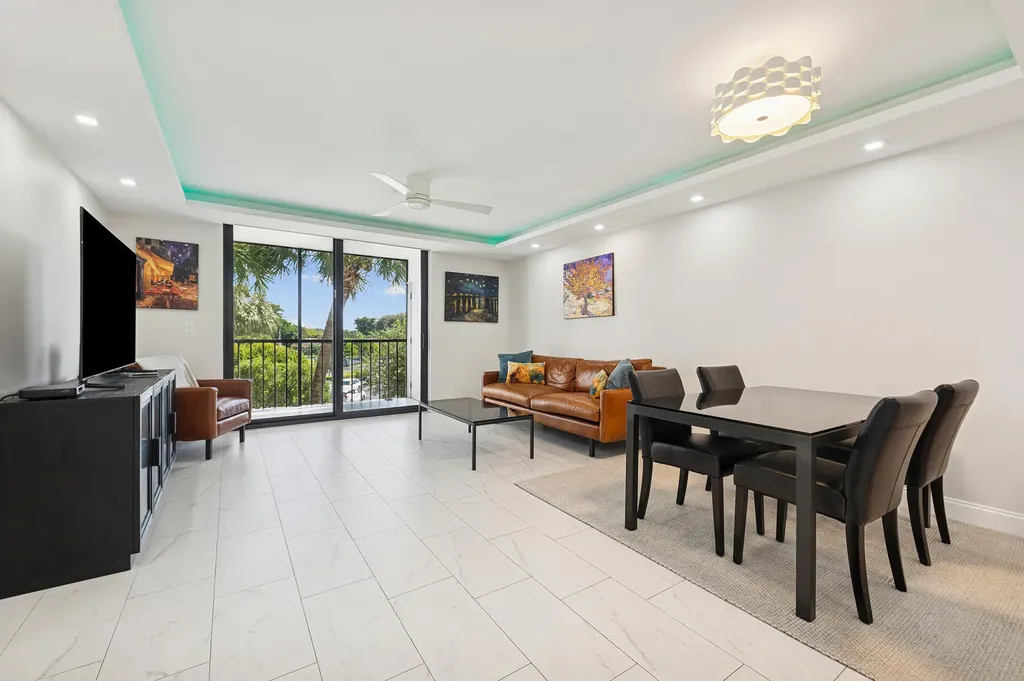 5340 Las Verdes Circle Delray Beach FL 33484