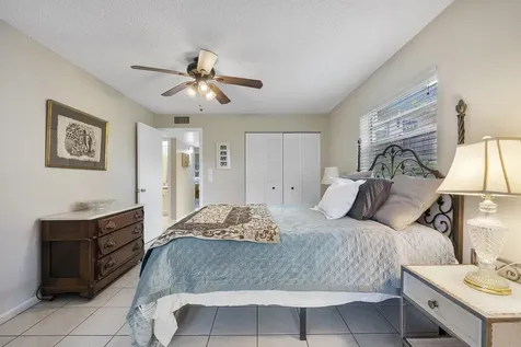 157 Flanders D Delray Beach FL 33484