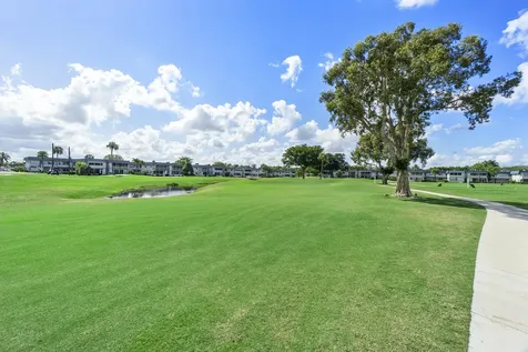 157 Flanders D Delray Beach FL 33484