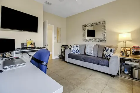 6684 Nw 23rd Terrace Boca Raton FL 33496