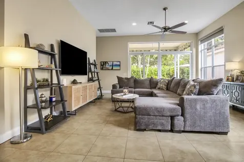 6684 Nw 23rd Terrace Boca Raton FL 33496