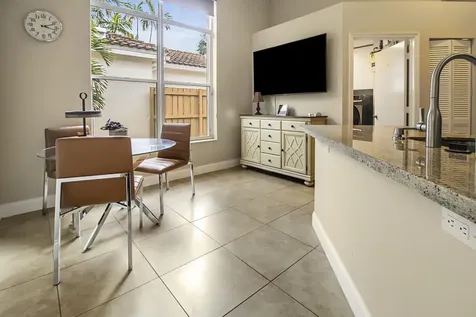 6684 Nw 23rd Terrace Boca Raton FL 33496