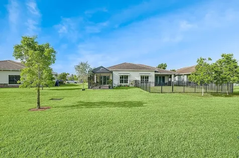 19567 Weathervane Way Loxahatchee FL 33470