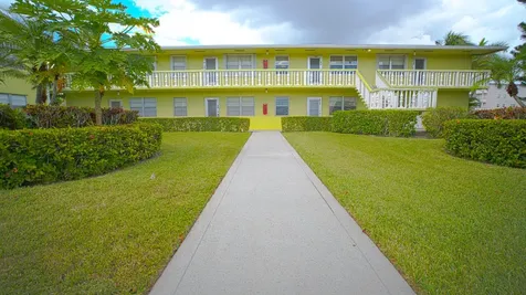 240 Windsor K West Palm Beach FL 33417
