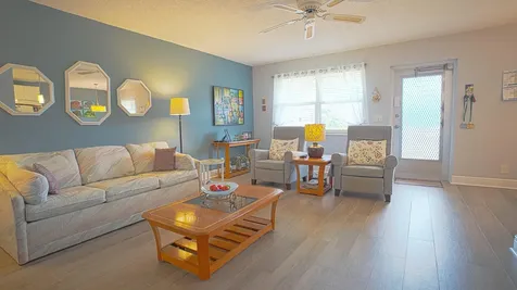 240 Windsor K West Palm Beach FL 33417