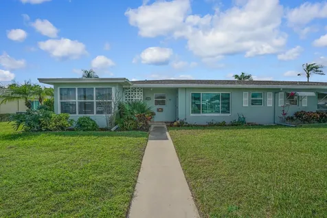 202 High Point Terrace Delray Beach FL 33445