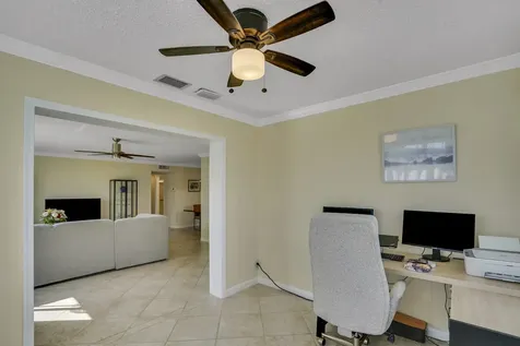 202 High Point Terrace Delray Beach FL 33445