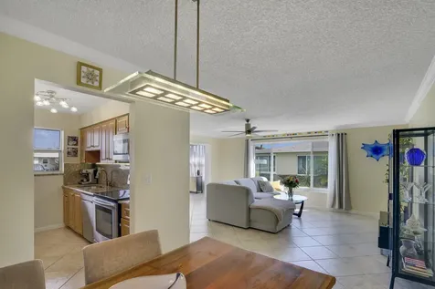 202 High Point Terrace Delray Beach FL 33445