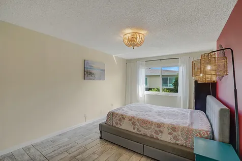 202 High Point Terrace Delray Beach FL 33445