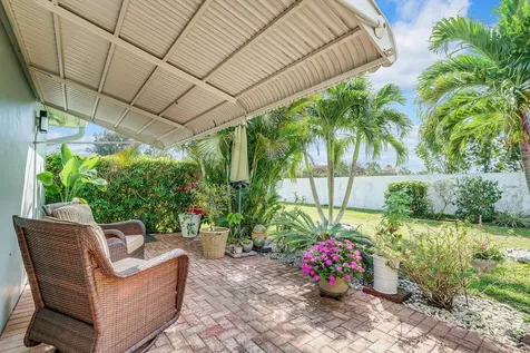 202 High Point Terrace Delray Beach FL 33445