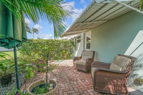 202 High Point Terrace Delray Beach FL 33445