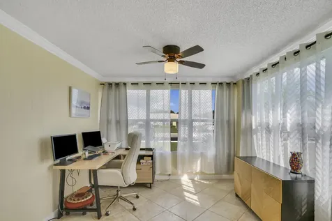 202 High Point Terrace Delray Beach FL 33445
