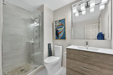 8450 Casa Del Lago Boca Raton FL 33433