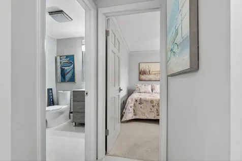 8450 Casa Del Lago Boca Raton FL 33433