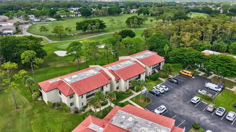 8450 Casa Del Lago Boca Raton FL 33433