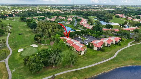 8450 Casa Del Lago Boca Raton FL 33433