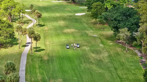 8450 Casa Del Lago Boca Raton FL 33433