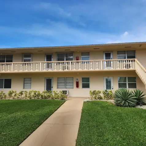 106 Coventry West Palm Beach FL 33417