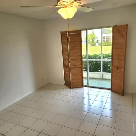 106 Coventry West Palm Beach FL 33417