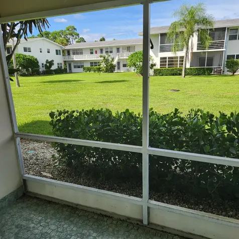 106 Coventry West Palm Beach FL 33417