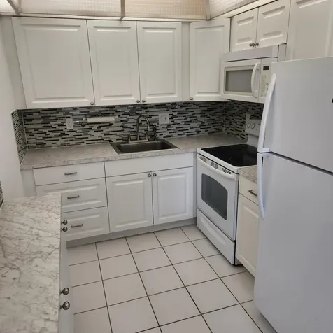 106 Coventry West Palm Beach FL 33417