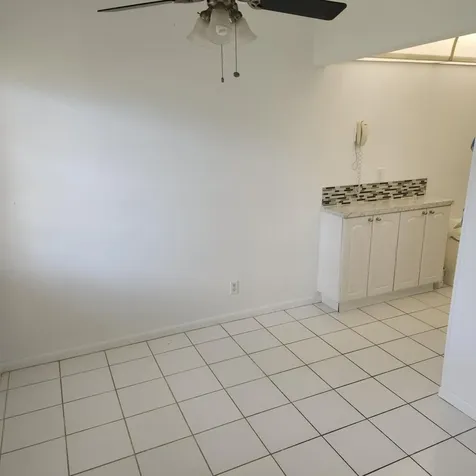 106 Coventry West Palm Beach FL 33417