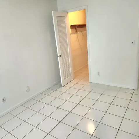 106 Coventry West Palm Beach FL 33417