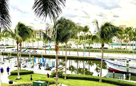 625 Casa Loma Boulevard Boynton Beach FL 33435