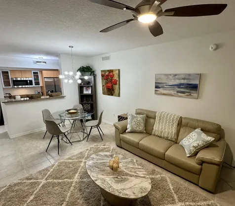 625 Casa Loma Boulevard Boynton Beach FL 33435