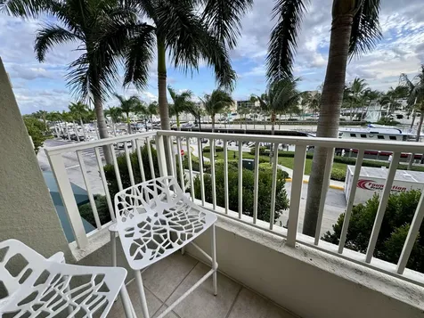 625 Casa Loma Boulevard Boynton Beach FL 33435