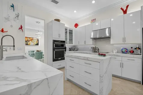 10685 Whitewind Circle Boynton Beach FL 33473