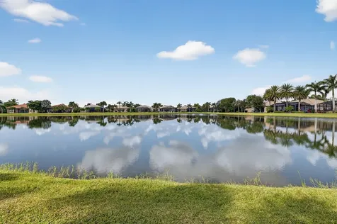 10685 Whitewind Circle Boynton Beach FL 33473