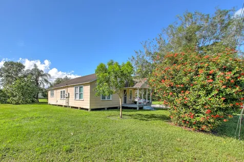 3195 Mcneil Road Fort Pierce FL 34981