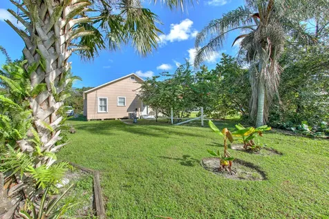 3195 Mcneil Road Fort Pierce FL 34981
