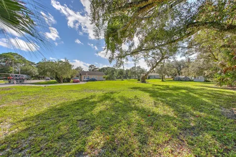3195 Mcneil Road Fort Pierce FL 34981