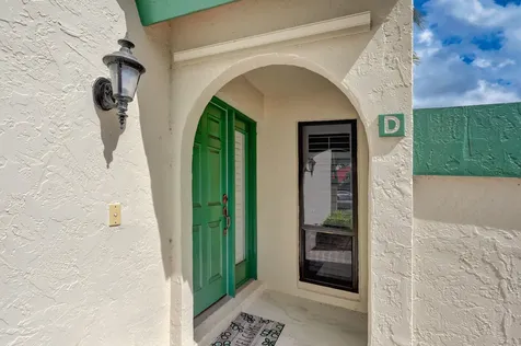 6 Lexington Lane Palm Beach Gardens FL 33418
