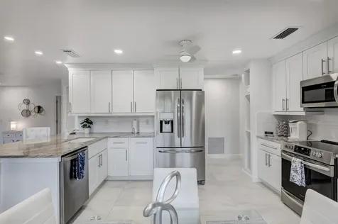 6 Lexington Lane Palm Beach Gardens FL 33418
