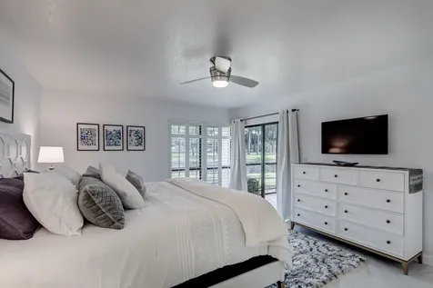 6 Lexington Lane Palm Beach Gardens FL 33418
