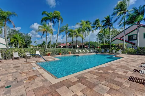 6 Lexington Lane Palm Beach Gardens FL 33418