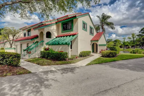 6 Lexington Lane Palm Beach Gardens FL 33418