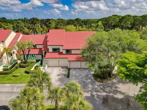 6 Lexington Lane Palm Beach Gardens FL 33418