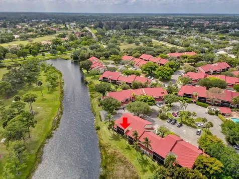 6 Lexington Lane Palm Beach Gardens FL 33418