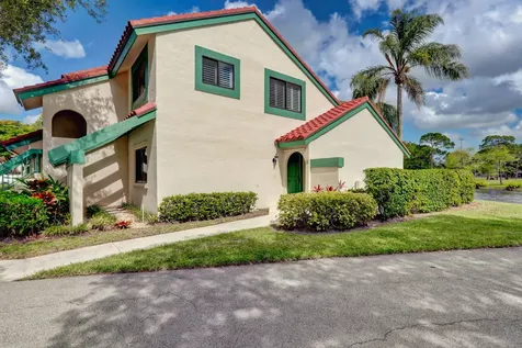 6 Lexington Lane Palm Beach Gardens FL 33418