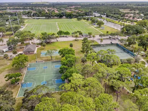 6 Lexington Lane Palm Beach Gardens FL 33418