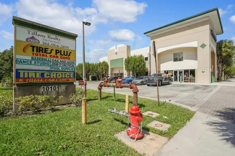 10101 W Lantana Road Lake Worth FL 33449