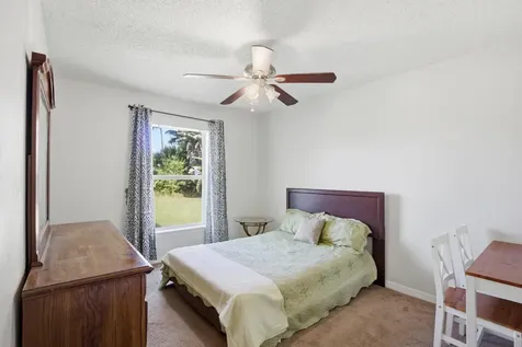 1273 Sw Glastonberry Avenue Port Saint Lucie FL 34953