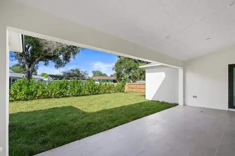 6011 Bamboo Drive Fort Pierce FL 34982