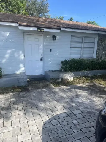 5706 Candlewood Avenue Mangonia Park FL 33407