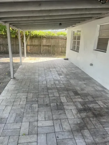 5706 Candlewood Avenue Mangonia Park FL 33407